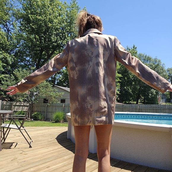 Bleached Pinstripe Blazer Dress - Picture 4 of 8